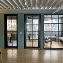 Raumtrennende Fenster & Türen für Atelier Tilija, Meinisberg